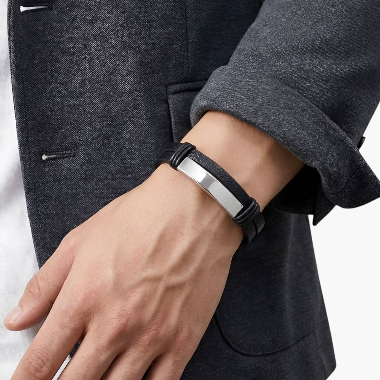 Pulseira de Couro e Aço Inoxidável