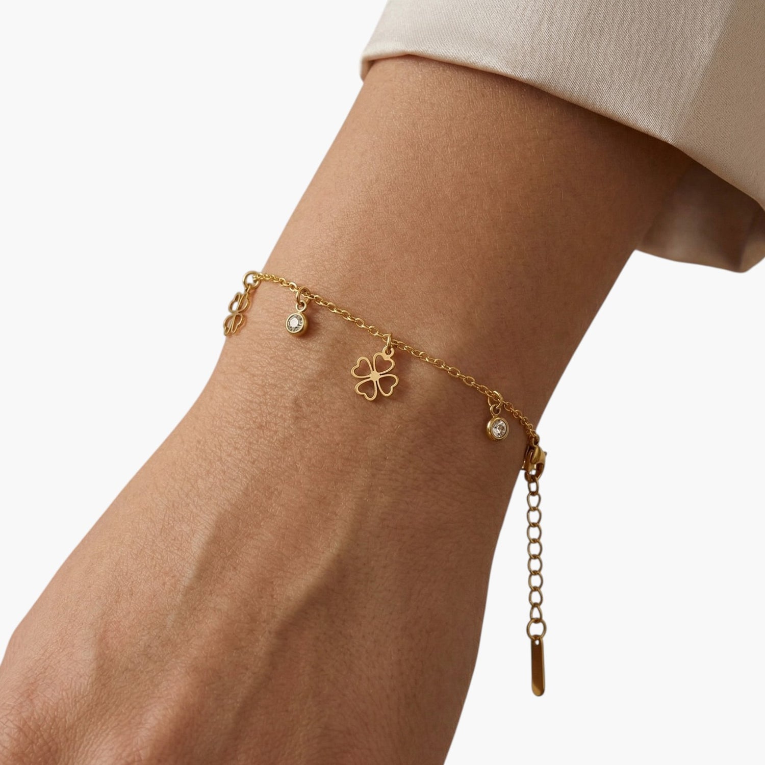 Pulseira Trevo Charm em Aço Inoxidável