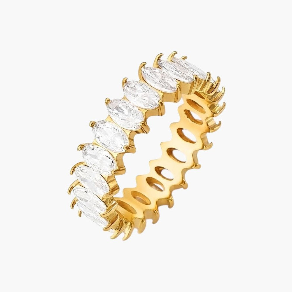 Anel Eternity Dourado com Zircónias Marquise