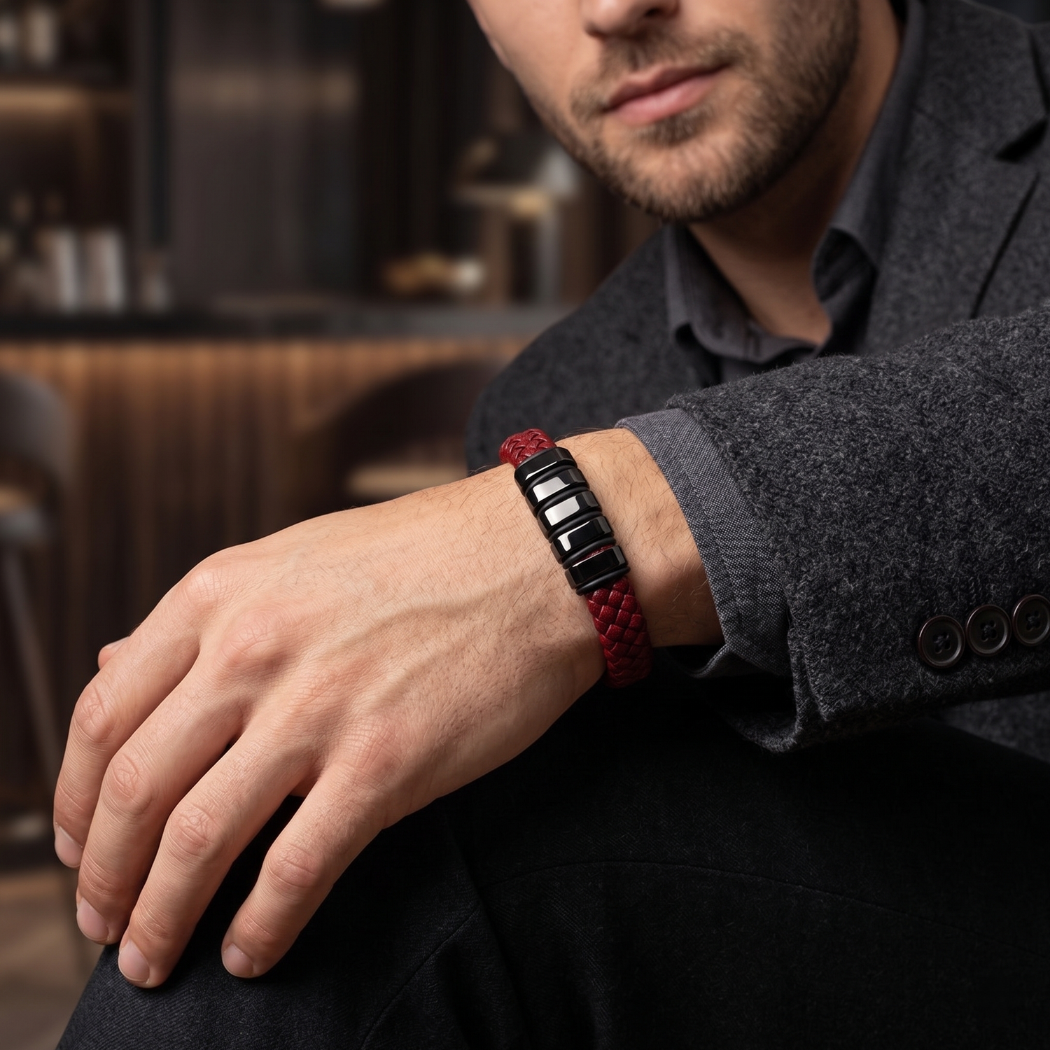 Pulseira em Couro e Aço Inoxidável