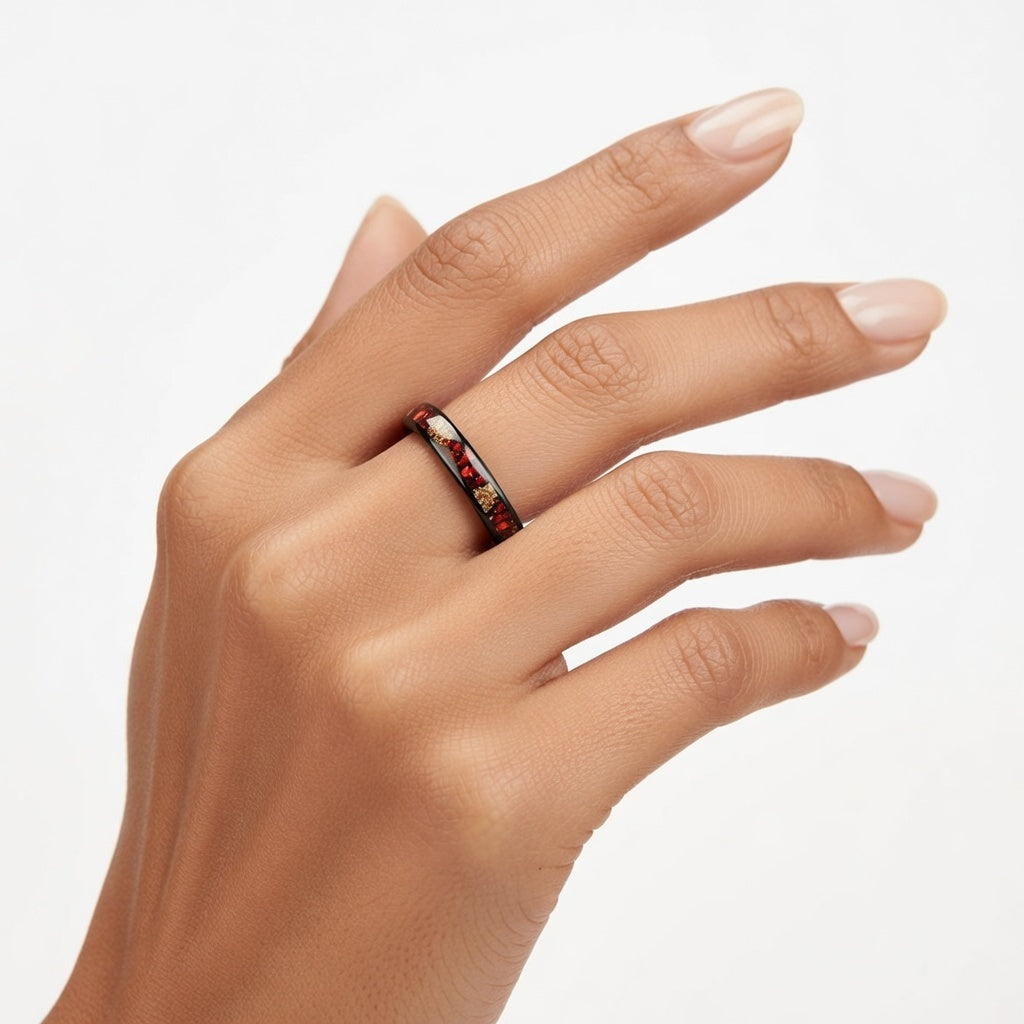 Anel de Tungsténio com Incrustação de Opala e Folha de Ouro