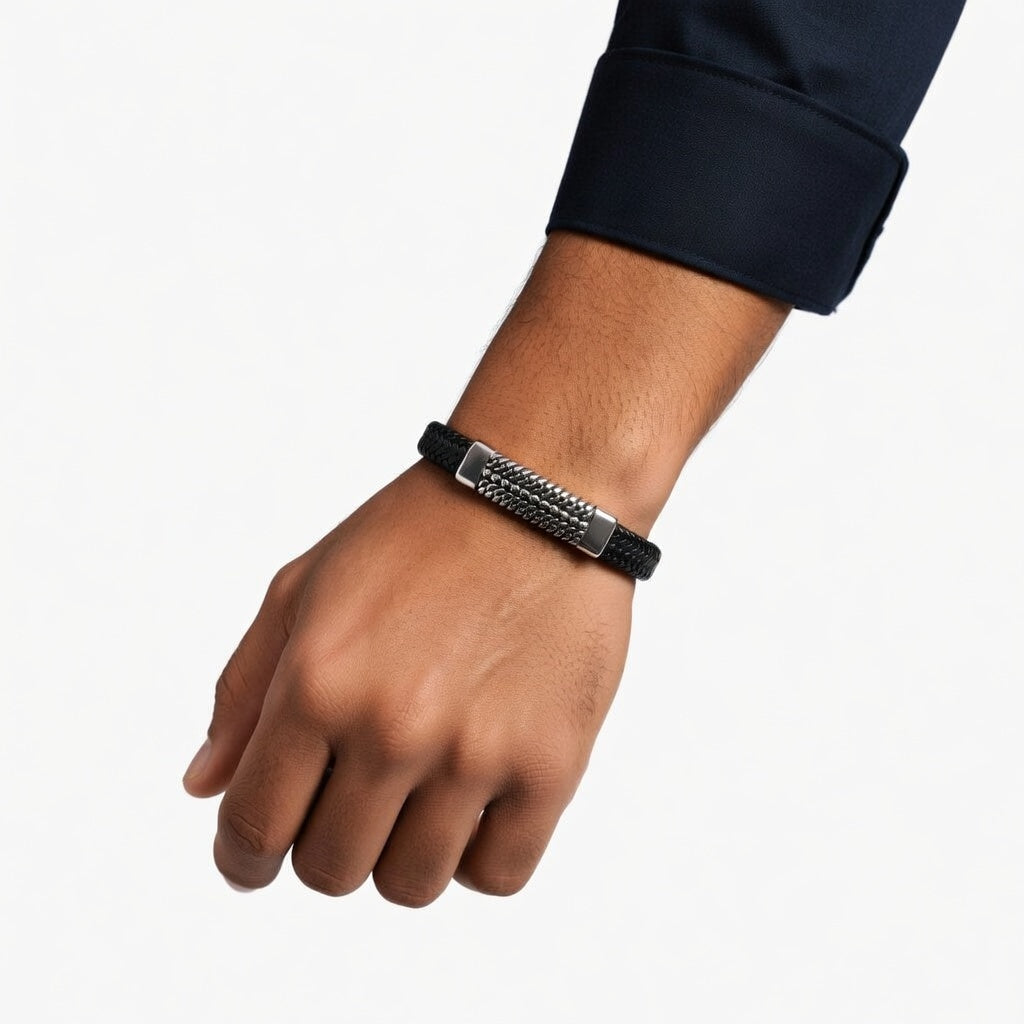 Pulseira de Couro e Aço Inoxidável