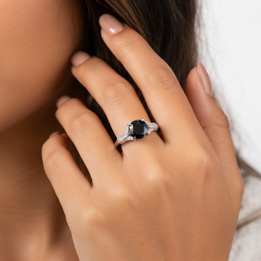 Anel Eclipse em Prata 925 com Moissanite